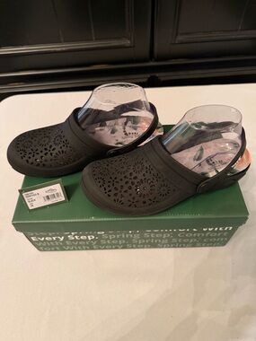 Spring Step Black Contigo Clog Size 38